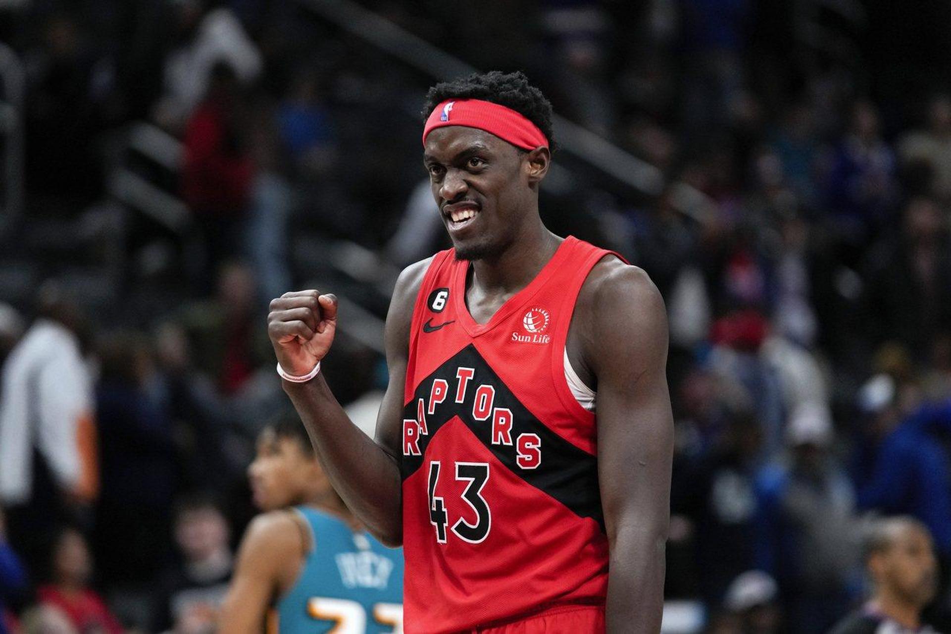 半岛体育app下载 -西亚卡姆迎来七赛季高光表现，加拿大队球迷沸腾！的简单介绍